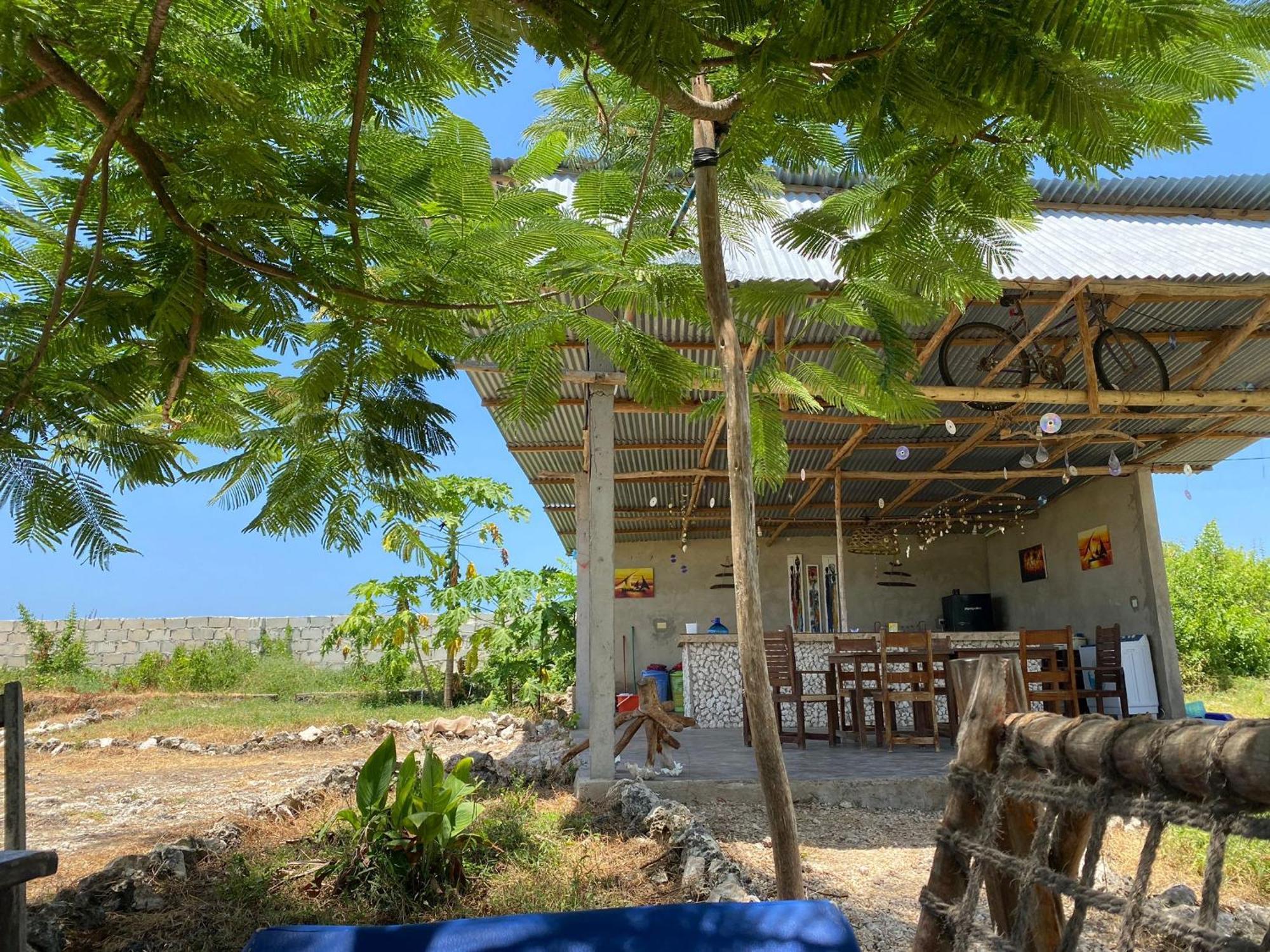 مبيت وإفطار نونغوي Habibis Bottle House المظهر الخارجي الصورة